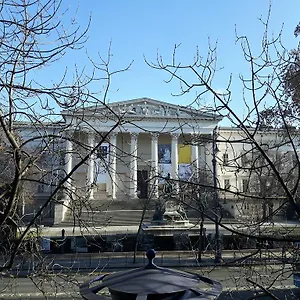 Brand New In The Center , Budapest Ungheria